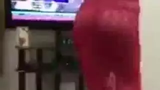 شاب يترك زوجته نايمه وينيك أمها مترجم مترجم