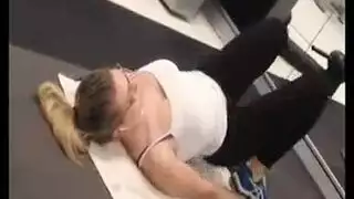 نادي رياضي زوج الساعات زوجه