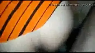 حلم بالوضعية الخلفية: طيز الجمال النائمة تُصور وتُنكح