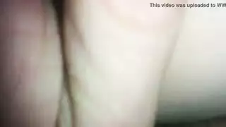 عاهرة في الخمسين في مشهد مص قضيب مع صوت اختناق