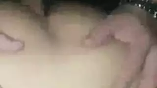 بنت تصرخ من شدد النيك