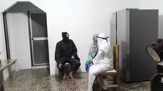 جماع الخيانة العربية: ثنائي غير مخلص يمارس الجنس بعد اعتراف الكنيسة