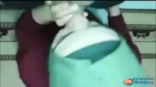 قذف وهي في بنت البوه