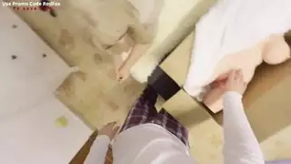 قامت بتفكيك دمى الجنس الخاصة بي لجلسة إباحية قاسية