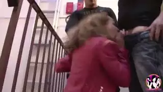 عاهرة عربية ساخنة تأخذ قضيبًا قاسيًا من فحل يائس