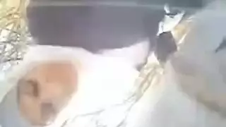 مراهقة سورية تحب مص الزب وعرض كسها الوردي