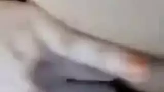 استمناء أنثوي منفرد: إثارة نقطة الجي سبوت وصفع الثديين الكبيرين